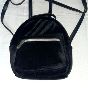 Mumuso mini backpack